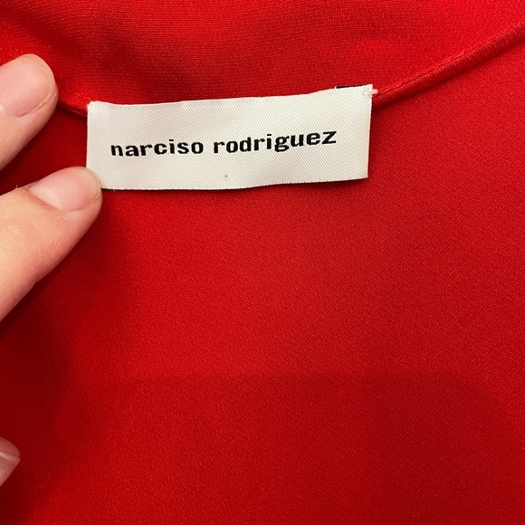 Red silk Narcisco Rodriguez blouse - Picture 2 of 3